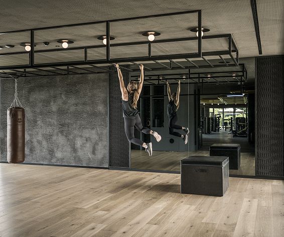 hotel-schwarz-fitnessraum4-hotelsinshapemood
