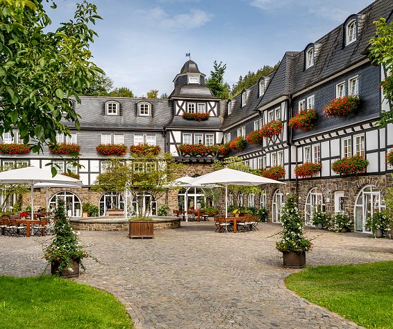 web-hotel-deimann-sauerland-hotelsinshape-best-fitness-hotels-guenterstandl-high-2021-5081-2