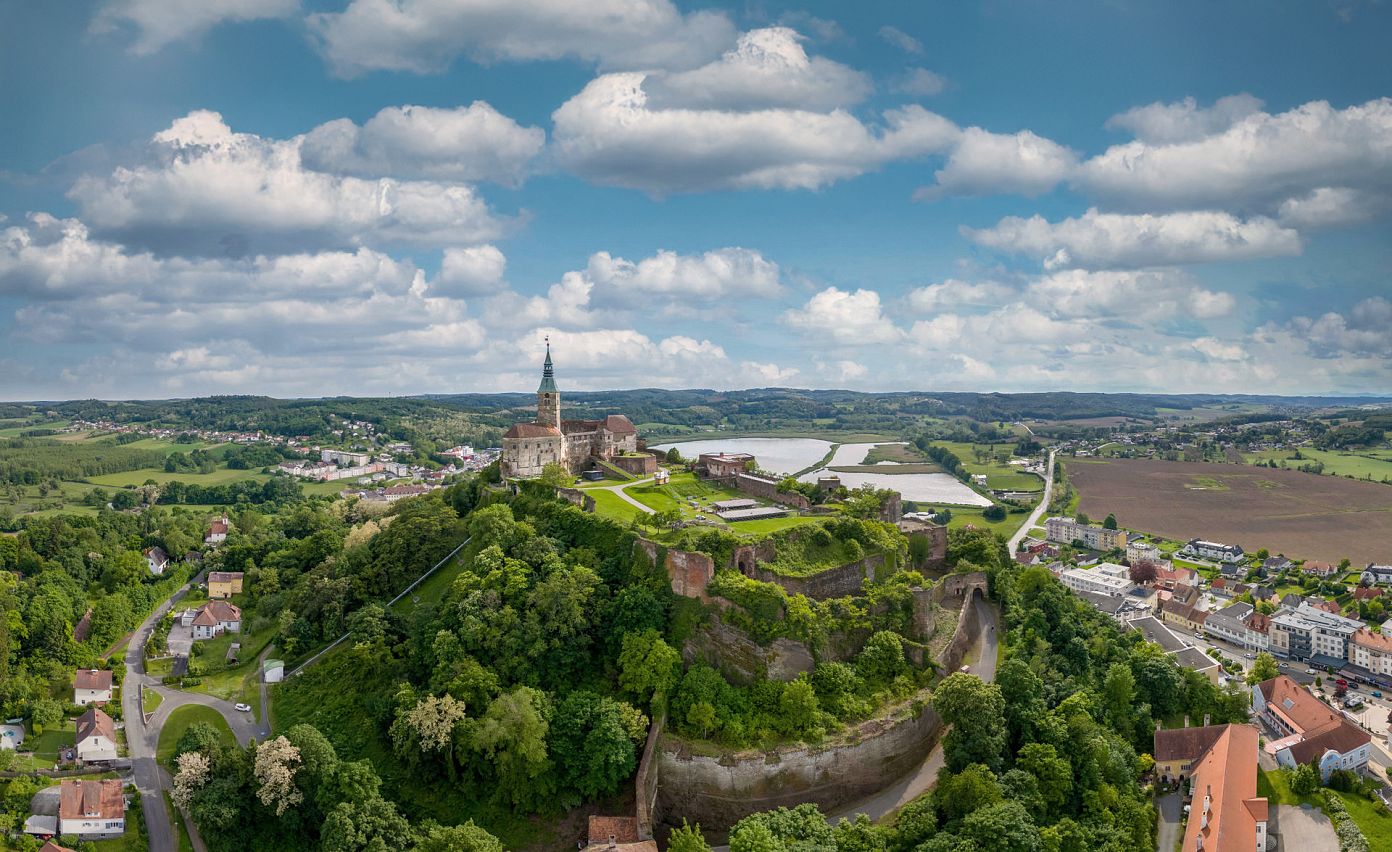 1 - Burg Guessing_(c) Tourismusverband Südburgenland_Fotografie_RobertB